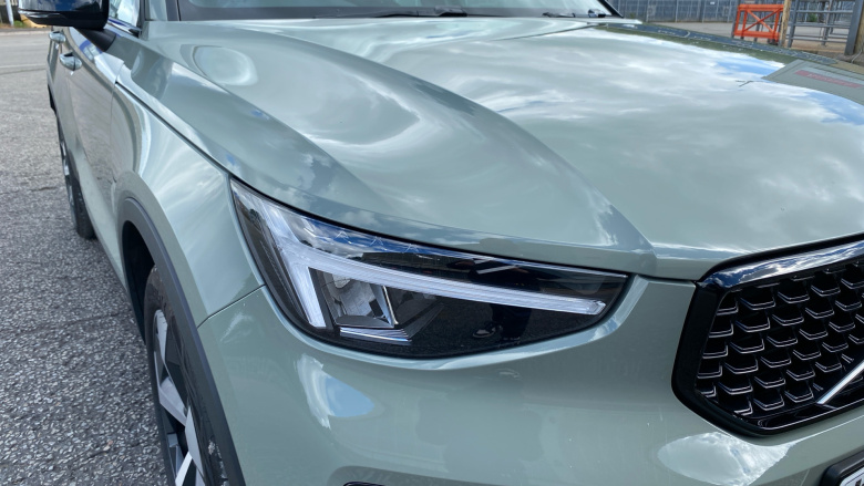 Volvo XC40 2.0 B3P Plus Dark 5dr Auto Petrol Estate
